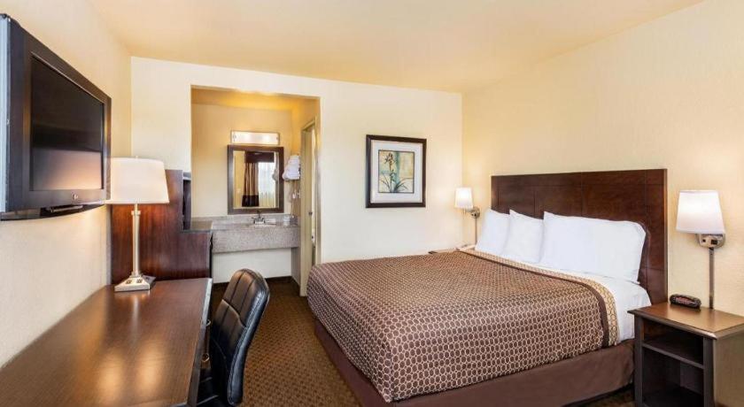 Lemon Heights Inn Tustin Exterior foto